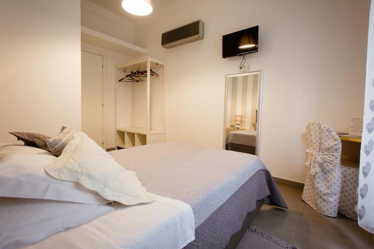E - Rent And Le Nel Corso - Adults Only Guest house